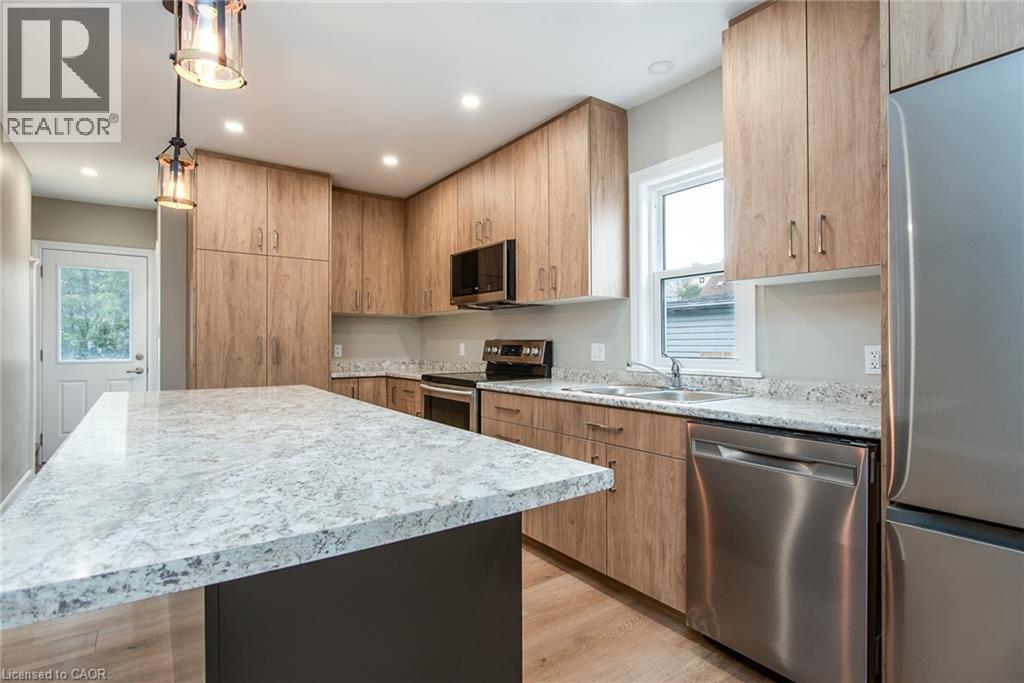 525 COURTLAND Avenue E thumbnail 18