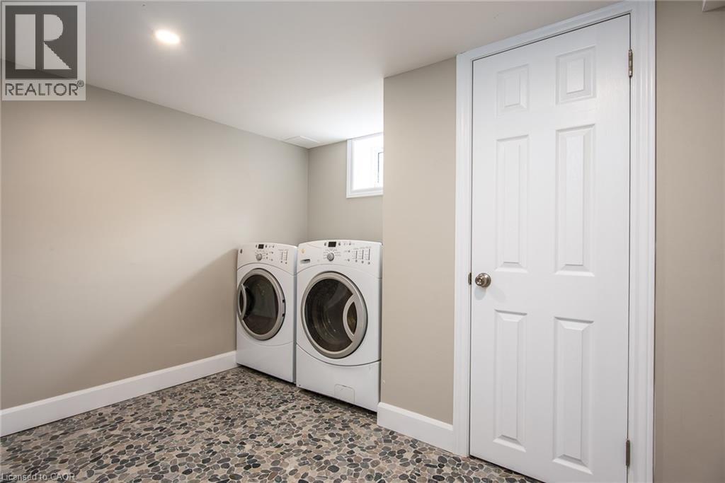 525 COURTLAND Avenue E thumbnail 34