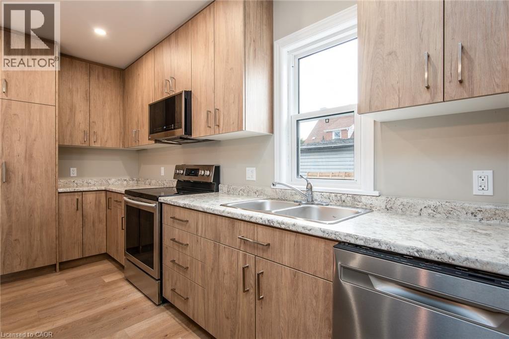 525 COURTLAND Avenue E thumbnail 19