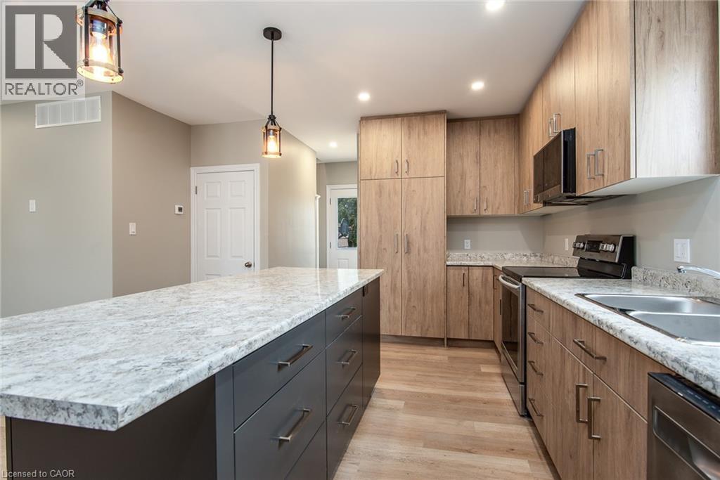 525 COURTLAND Avenue E thumbnail 20