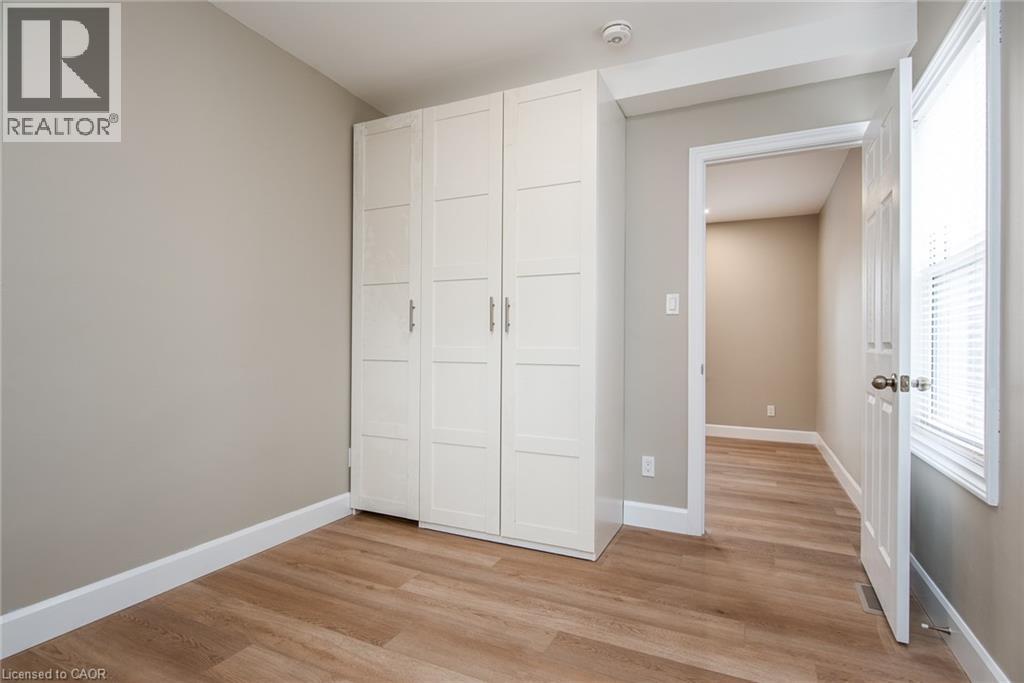 525 COURTLAND Avenue E thumbnail 28