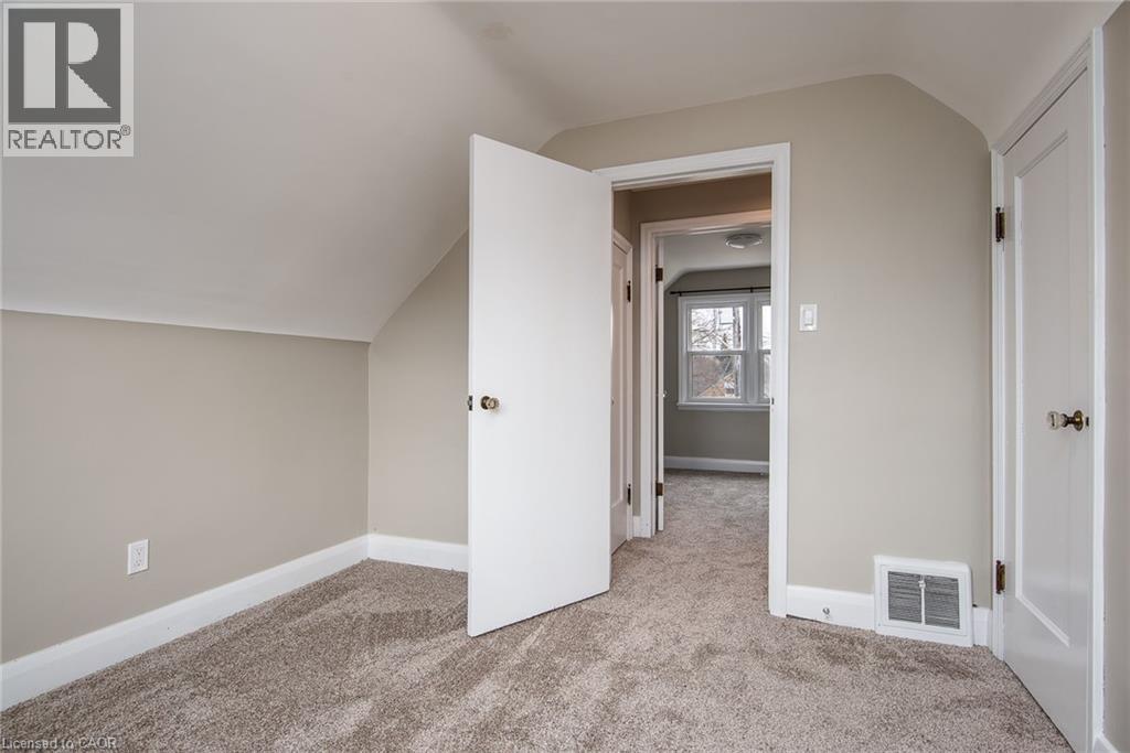 525 COURTLAND Avenue E thumbnail 31