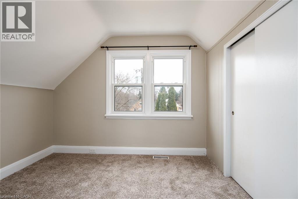 525 COURTLAND Avenue E thumbnail 32