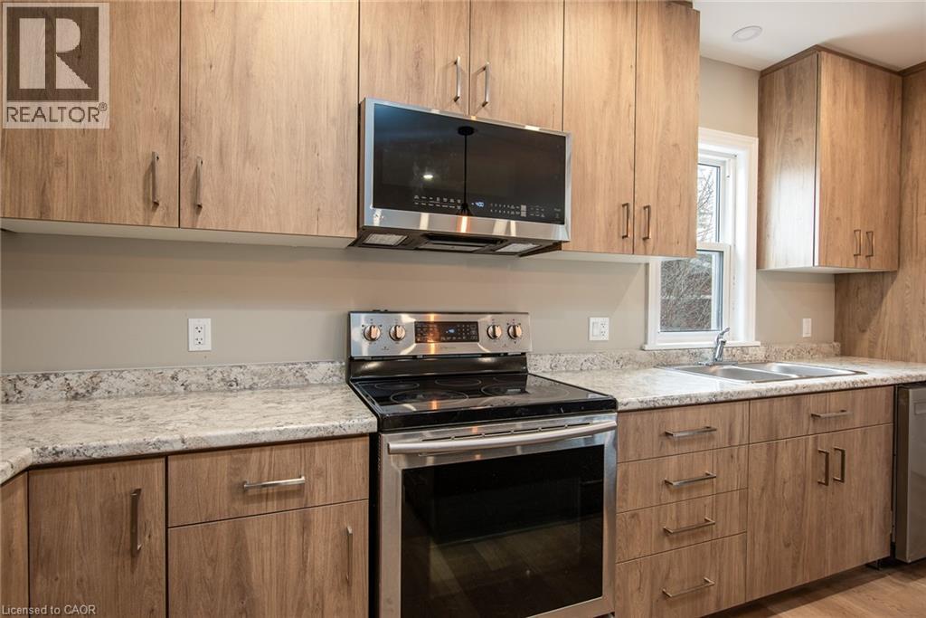 525 COURTLAND Avenue E thumbnail 23