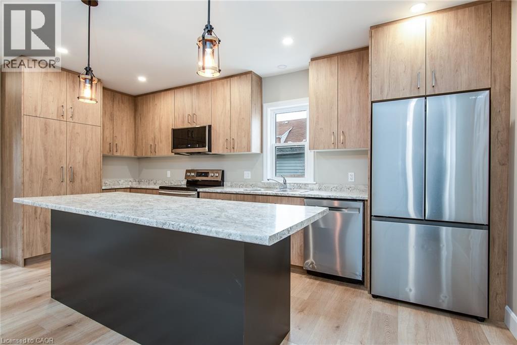 525 COURTLAND Avenue E thumbnail 17