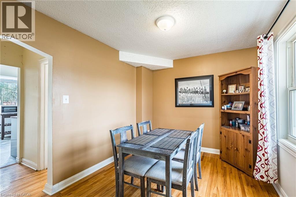 40 N ELLIS Crescent N thumbnail 9