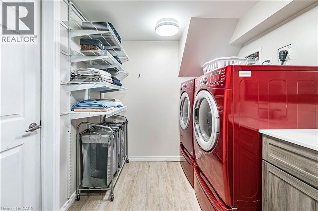 40 N ELLIS Crescent N thumbnail 43