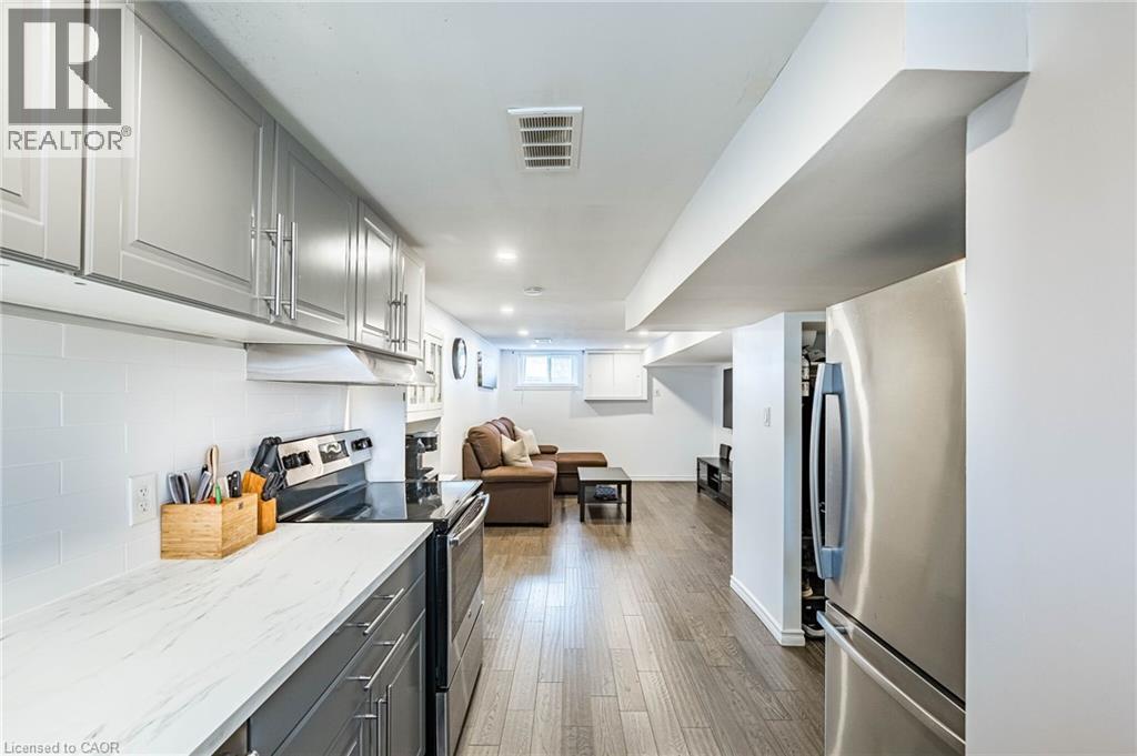 40 N ELLIS Crescent N thumbnail 36