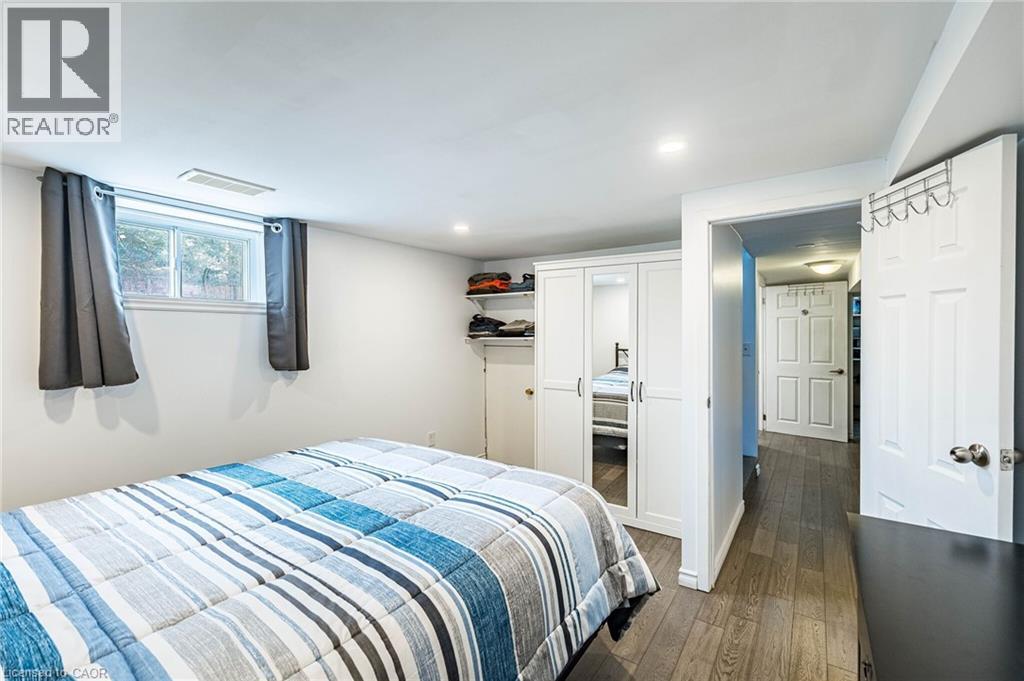 40 N ELLIS Crescent N thumbnail 39