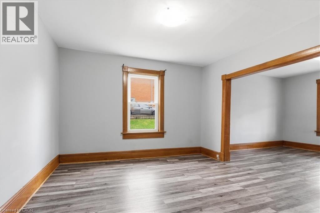 12 TODD Street thumbnail 11