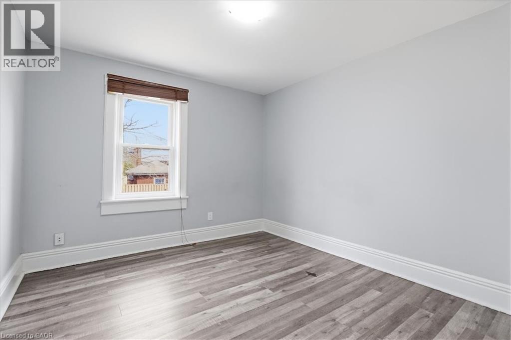 12 TODD Street thumbnail 19