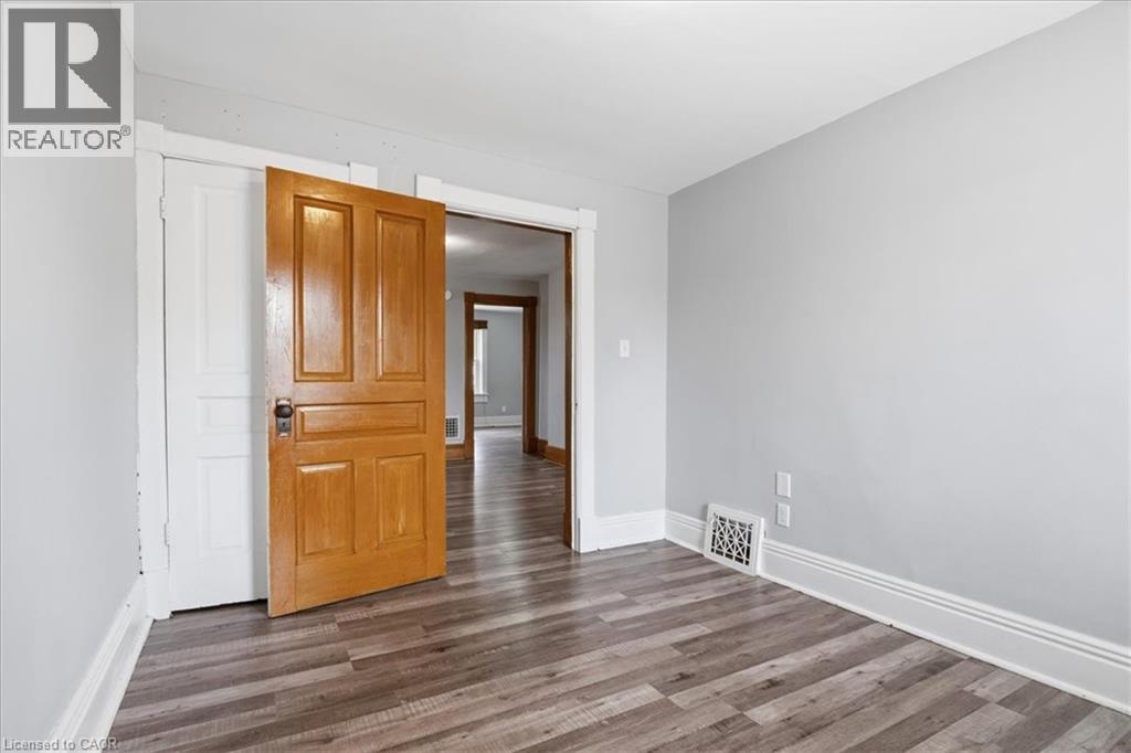 12 TODD Street thumbnail 29