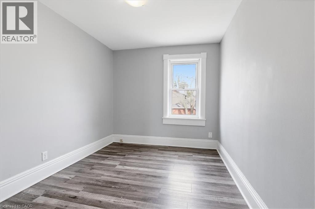 12 TODD Street thumbnail 24