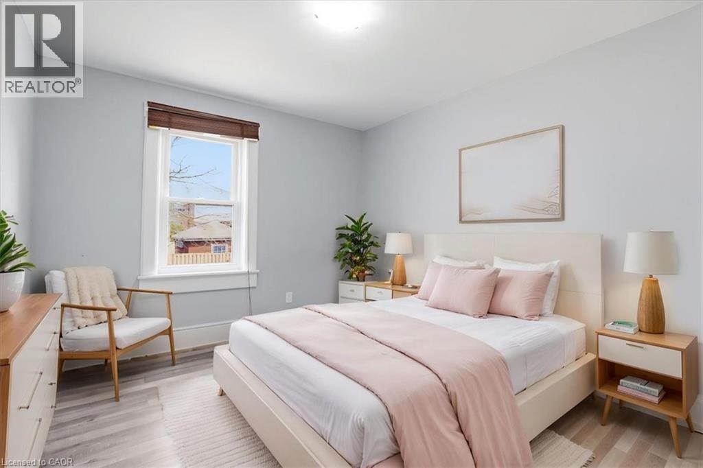 12 TODD Street thumbnail 18