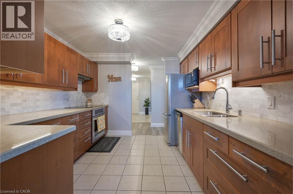 35 GREEN VALLEY Drive Unit# 1612 thumbnail 7