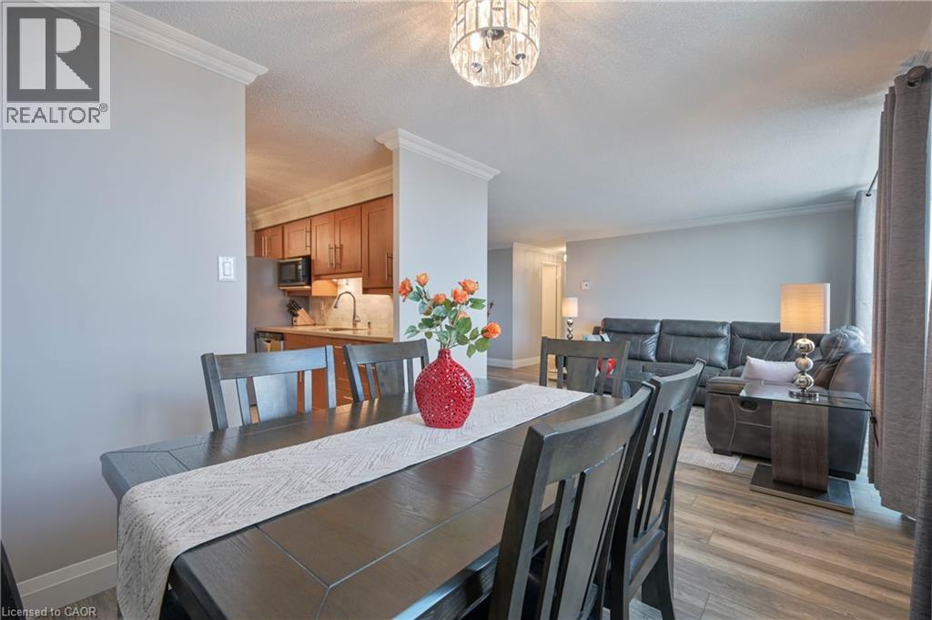 35 GREEN VALLEY Drive Unit# 1612 thumbnail 11