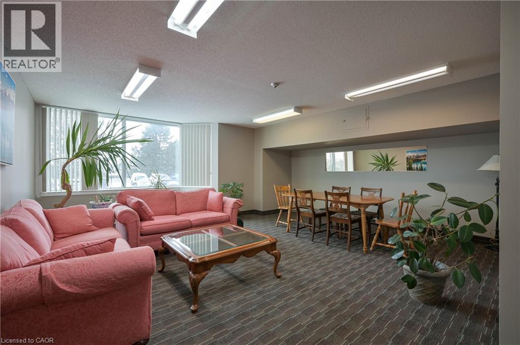 35 GREEN VALLEY Drive Unit# 1612 thumbnail 25