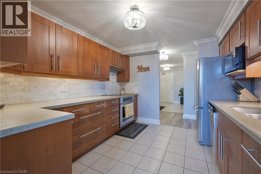 35 GREEN VALLEY Drive Unit# 1612 thumbnail 8