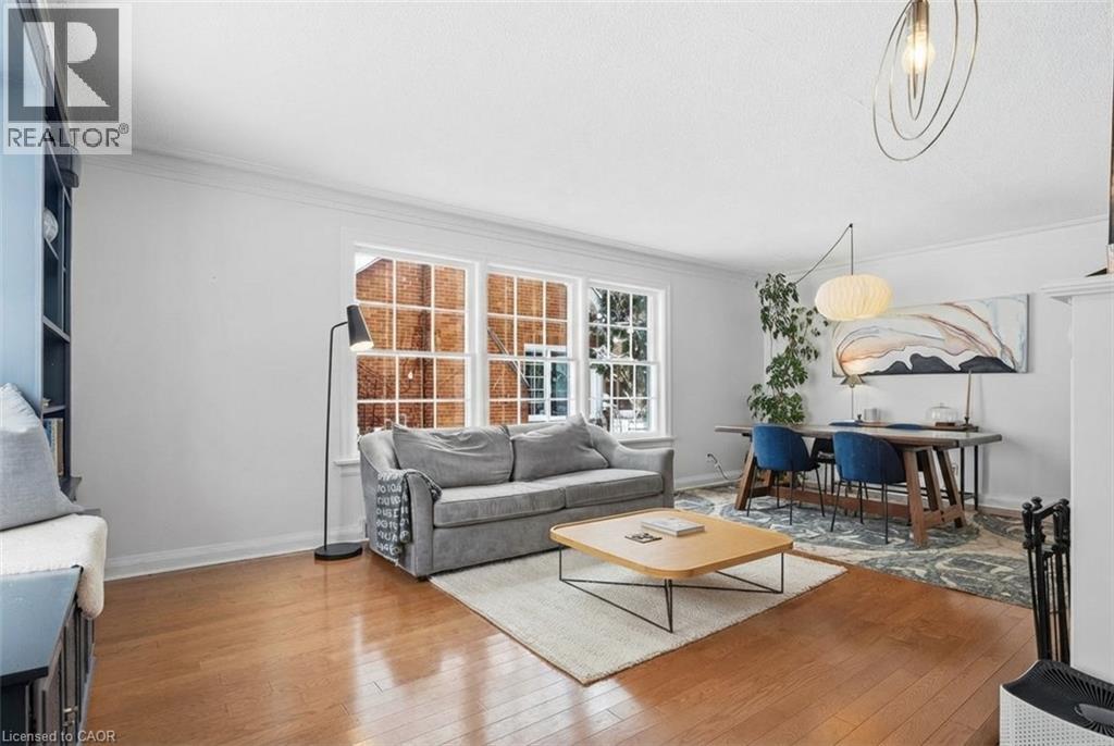 115 ROSLIN Avenue S thumbnail 10