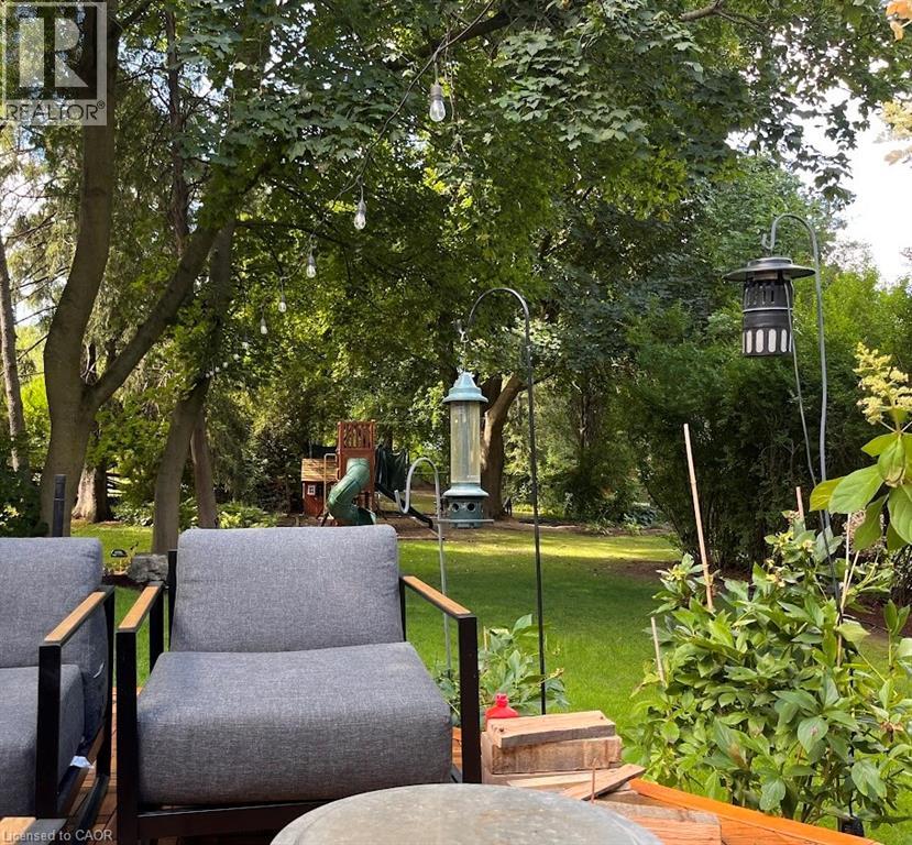 115 ROSLIN Avenue S thumbnail 34