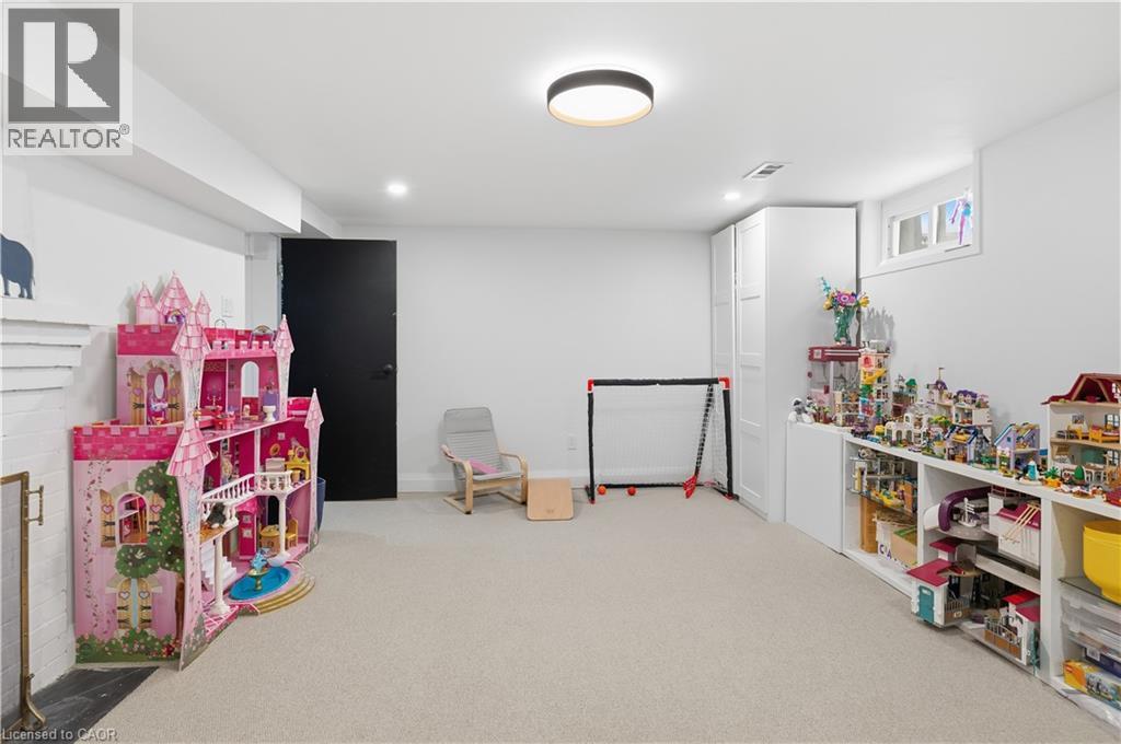 115 ROSLIN Avenue S thumbnail 24