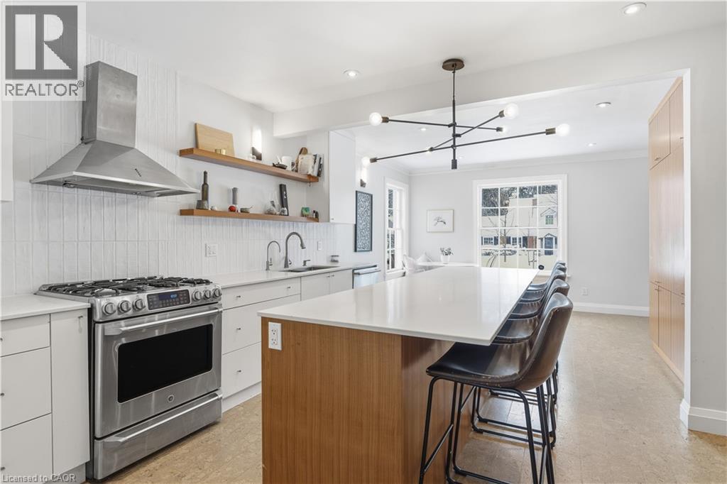 115 ROSLIN Avenue S thumbnail 7