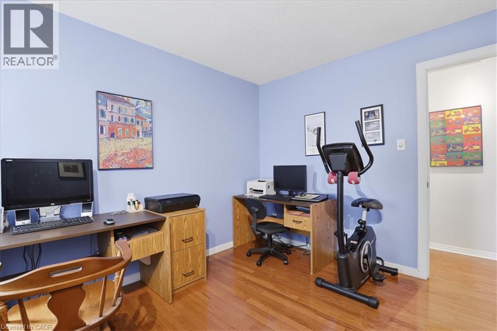 110 MILTON Avenue thumbnail 25