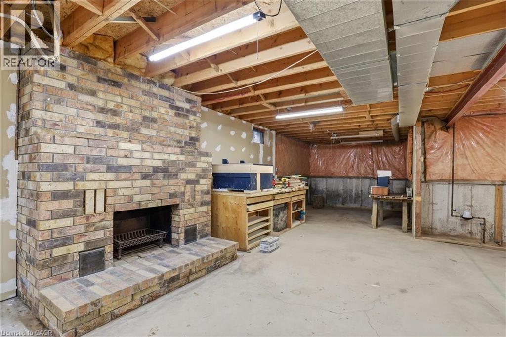 110 MILTON Avenue thumbnail 35