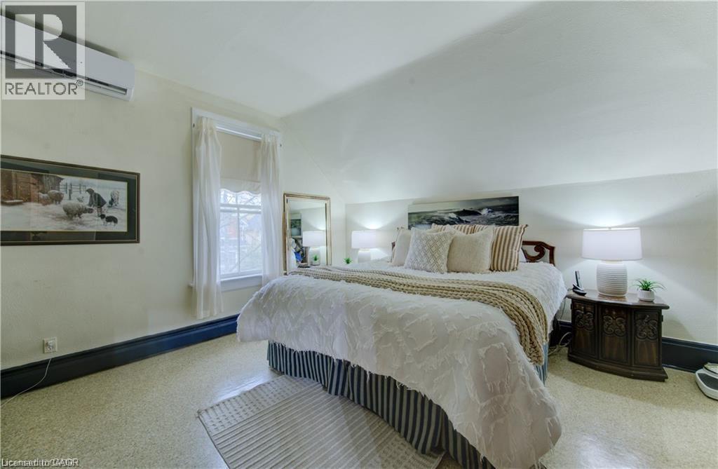 48 DUPONT Street thumbnail 19