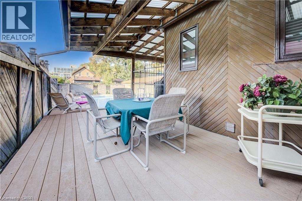 48 DUPONT Street thumbnail 32