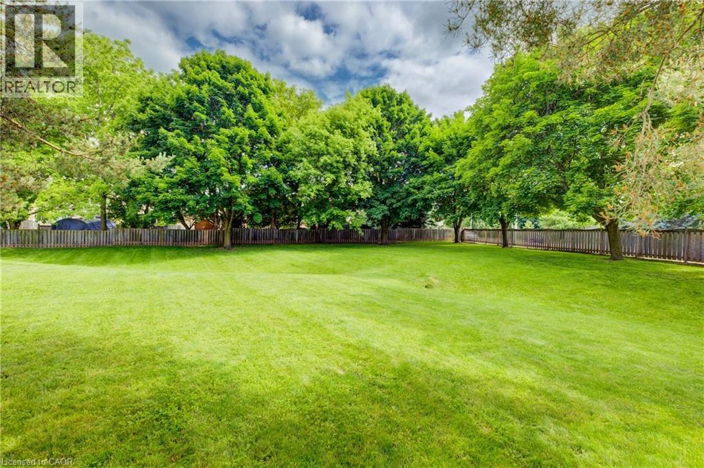 465 WOOLWICH Street N Unit# 17 thumbnail 17