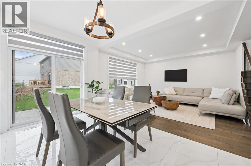 213 FALLOWFIELD Drive thumbnail 11