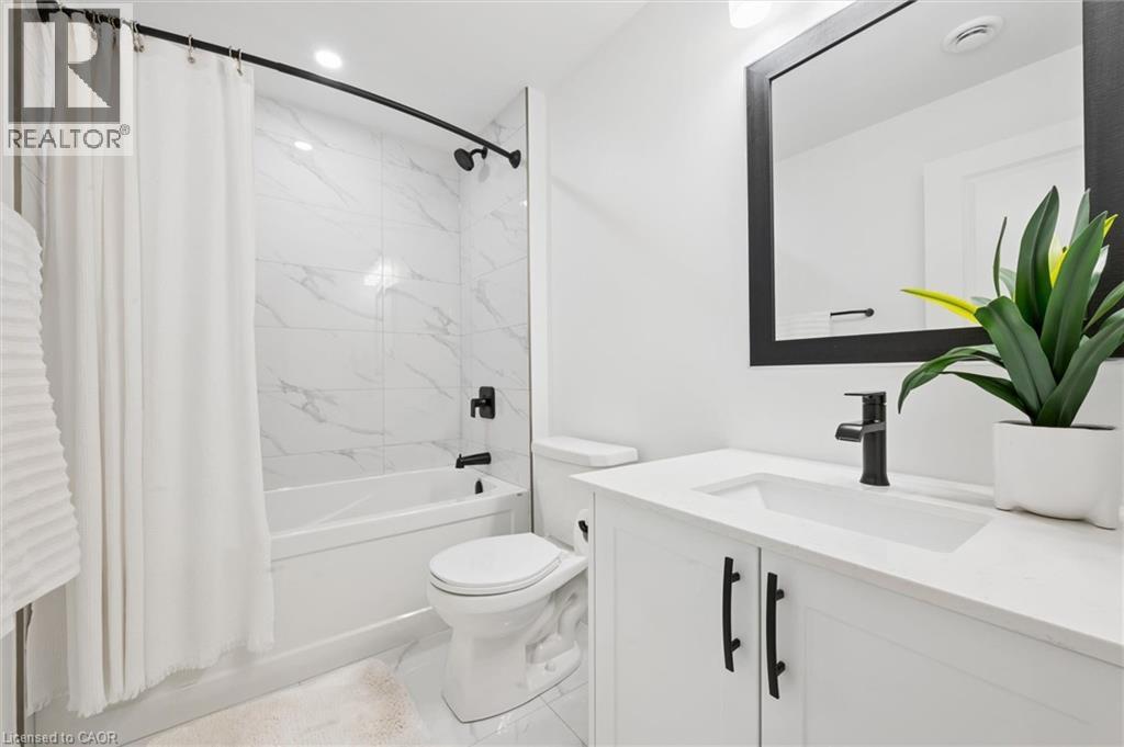 213 FALLOWFIELD Drive thumbnail 34