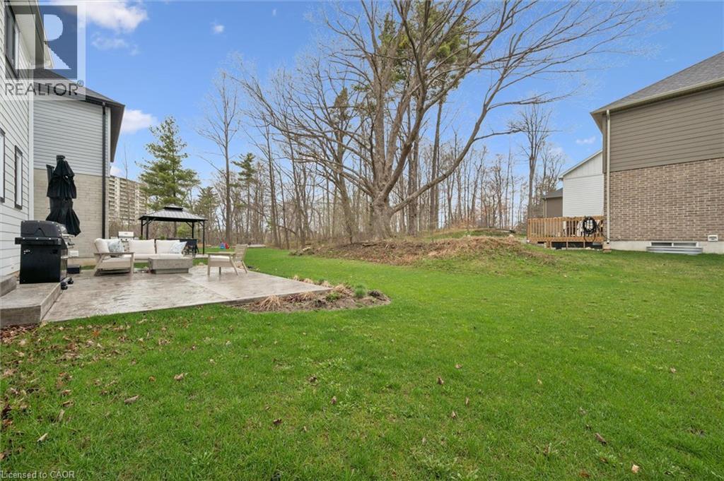 213 FALLOWFIELD Drive thumbnail 37