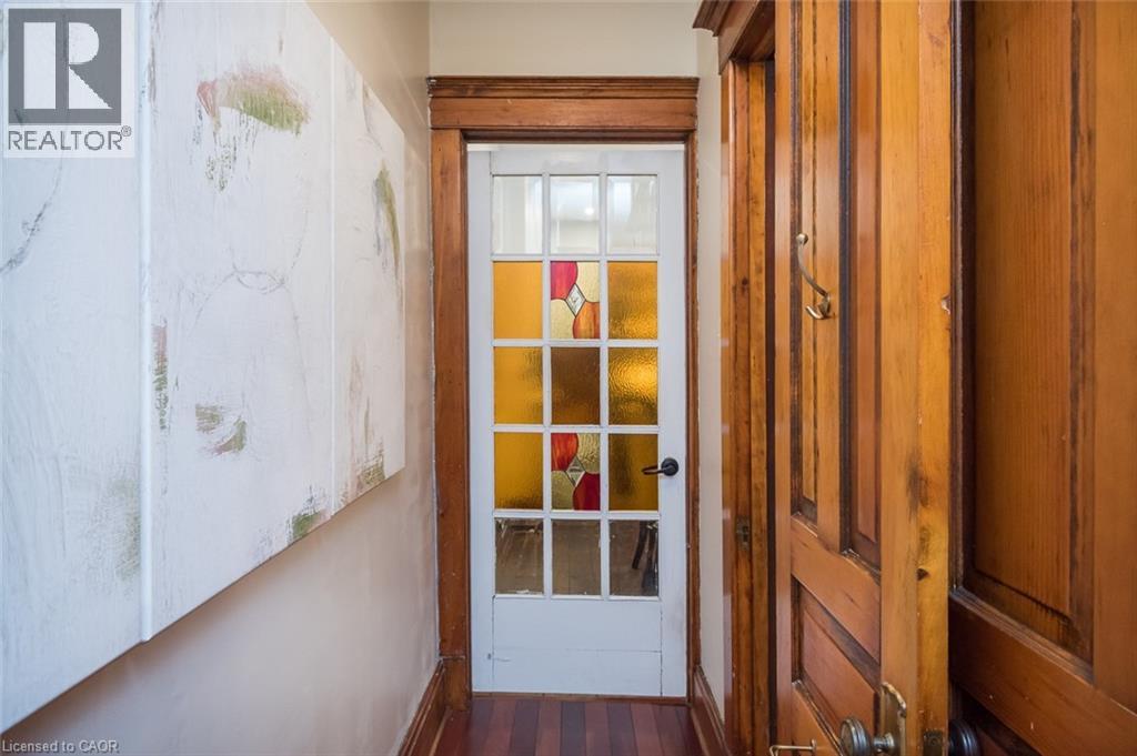 207 WATERLOO Street N thumbnail 20