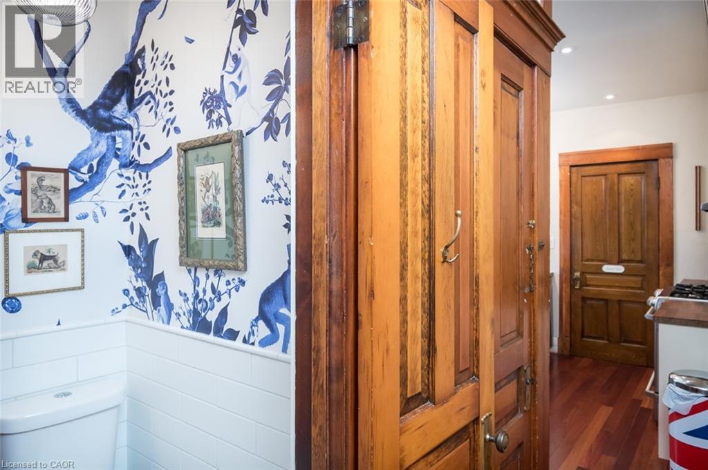 207 WATERLOO Street N thumbnail 21