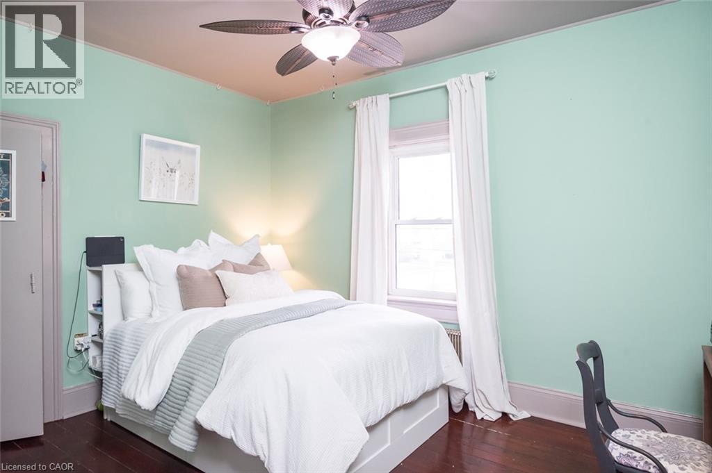 207 WATERLOO Street N thumbnail 27