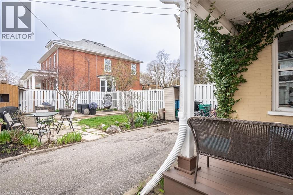 207 WATERLOO Street N thumbnail 41