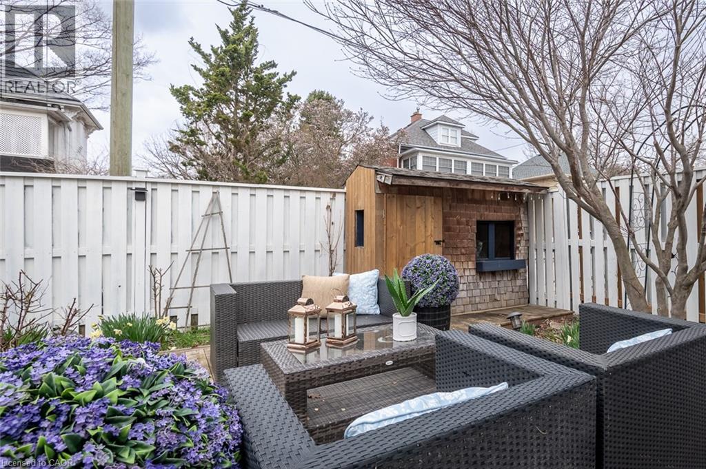 207 WATERLOO Street N thumbnail 44