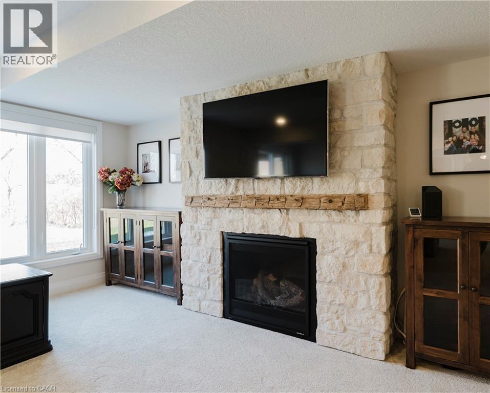 300 SNYDER'S Road E Unit# 12 thumbnail 34