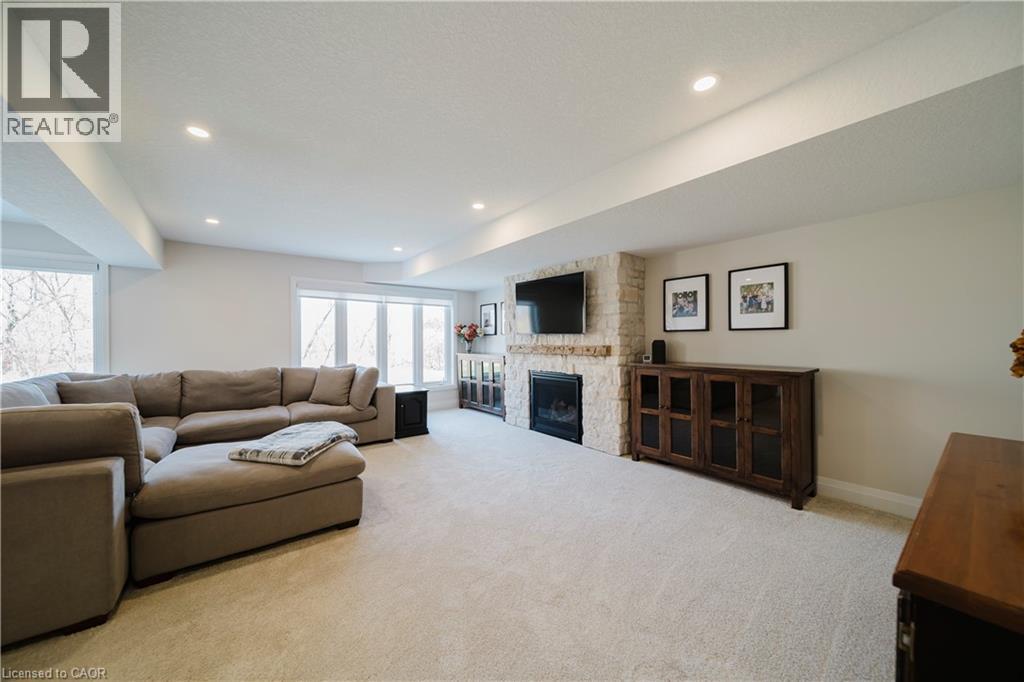 300 SNYDER'S Road E Unit# 12 thumbnail 30