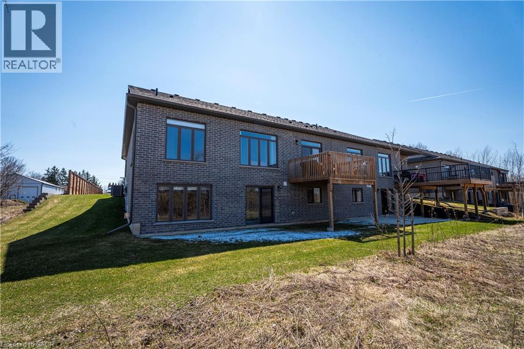 300 SNYDER'S Road E Unit# 12 thumbnail 43