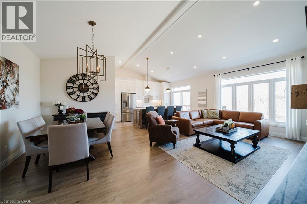 300 SNYDER'S Road E Unit# 12 thumbnail 3