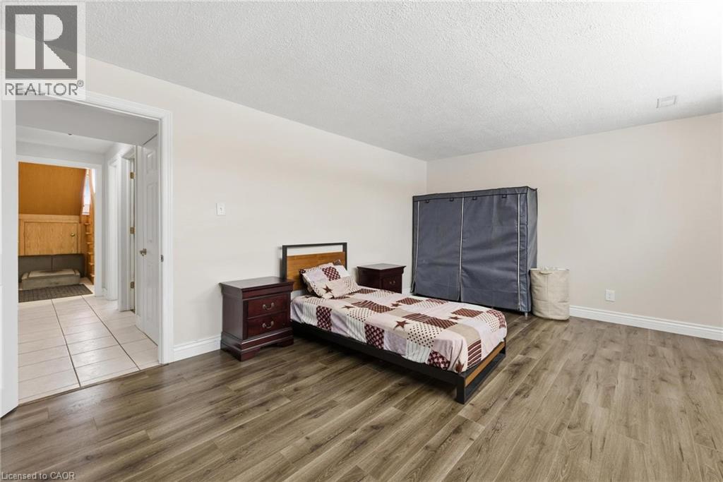 364 ROSELAWN Place thumbnail 28