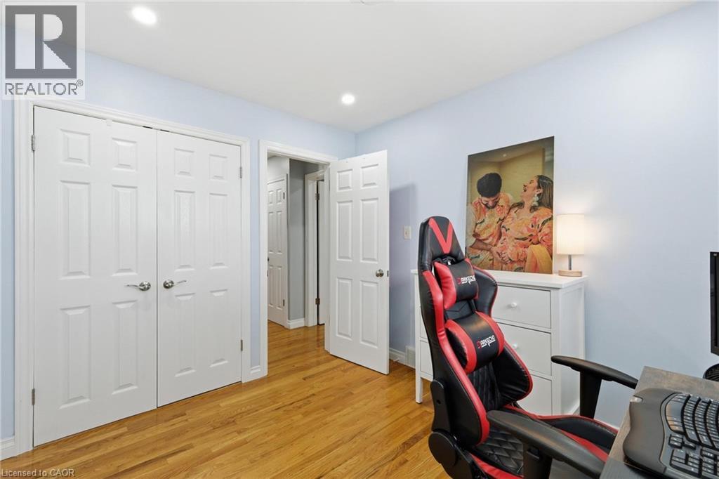 364 ROSELAWN Place thumbnail 16