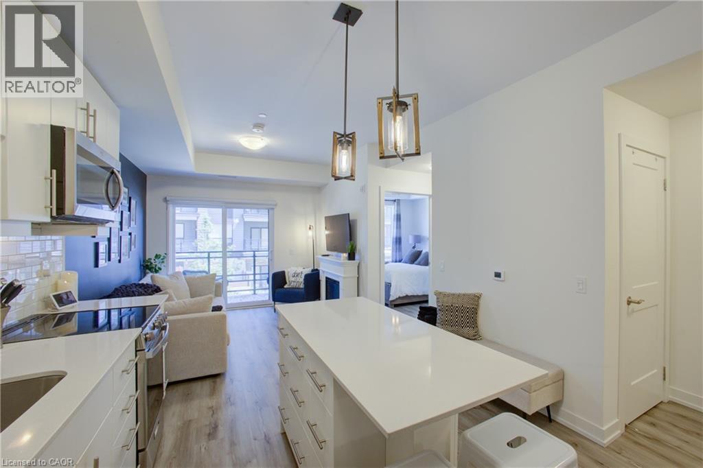 243 NORTHFIELD Drive E Unit# 208 thumbnail 4