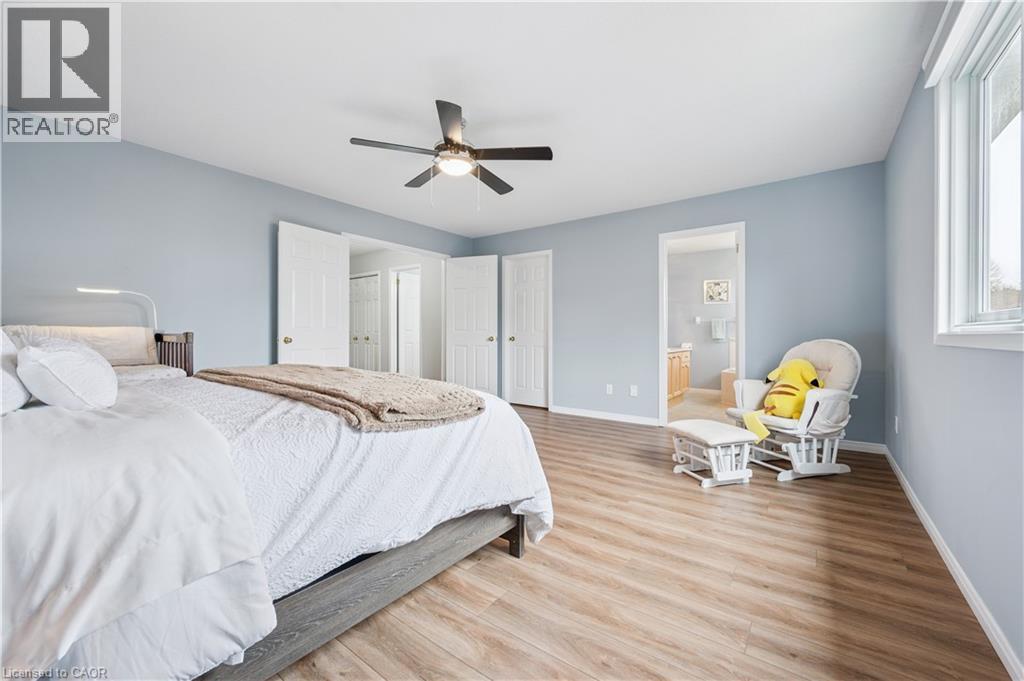 202 SLEAFORD Street thumbnail 31