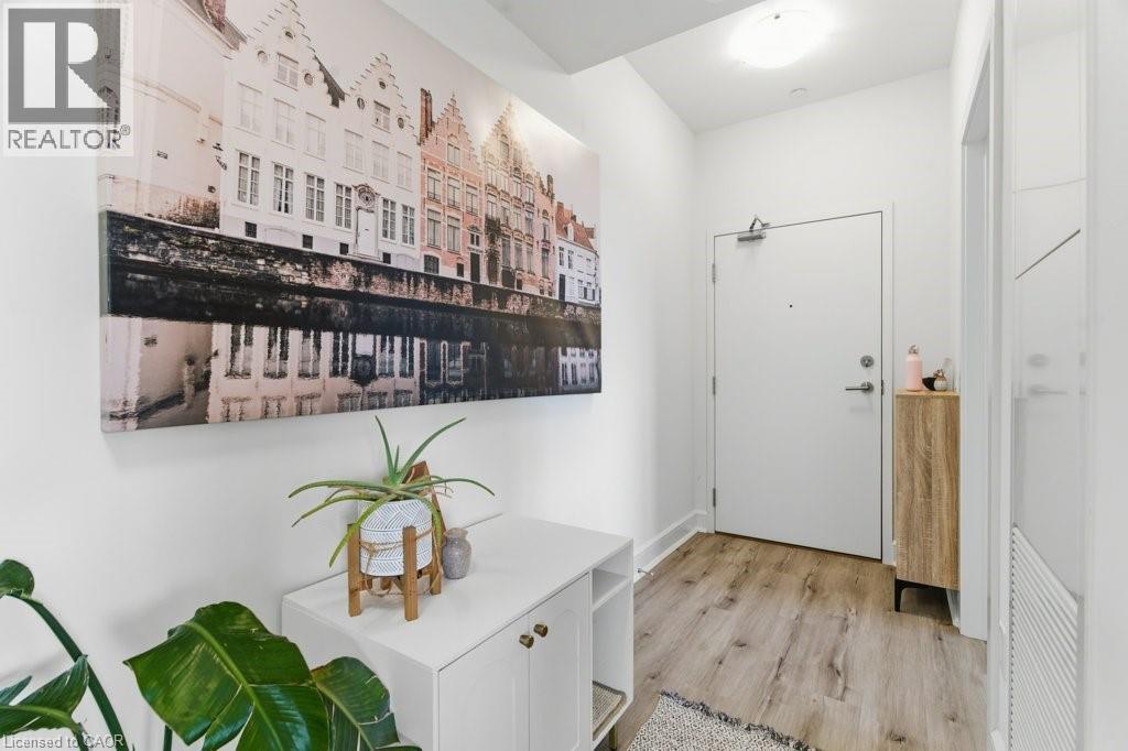 247 NORTHFIELD Drive E Unit# 601 thumbnail 3