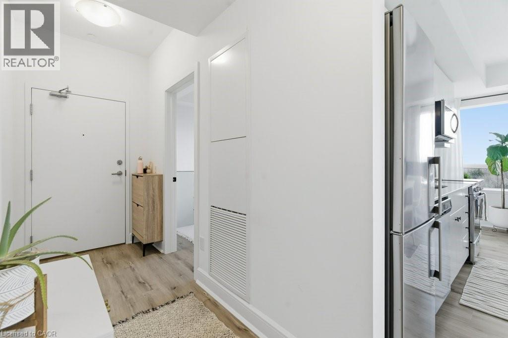 247 NORTHFIELD Drive E Unit# 601 thumbnail 4