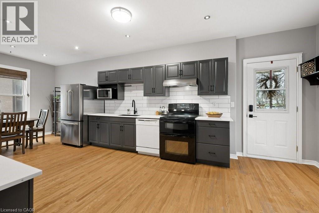 43 KRUG Street thumbnail 17